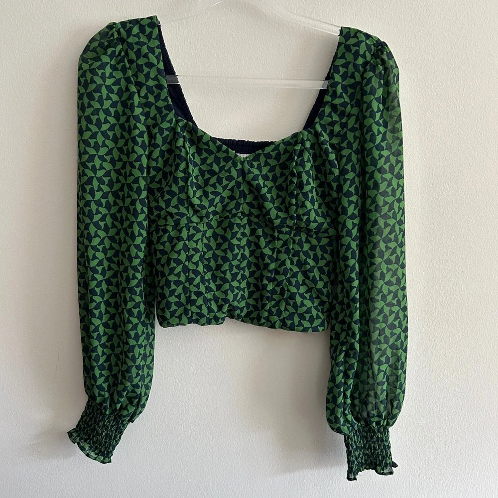 Abercrombie & Fitch Blouse Green Small Geometric Square Neck Smocked Crop Top